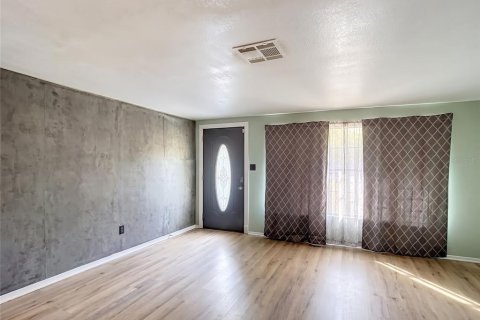 Casa en venta en Port Richey, Florida, 3 dormitorios, 151.34 m2 № 2386537 - foto 6