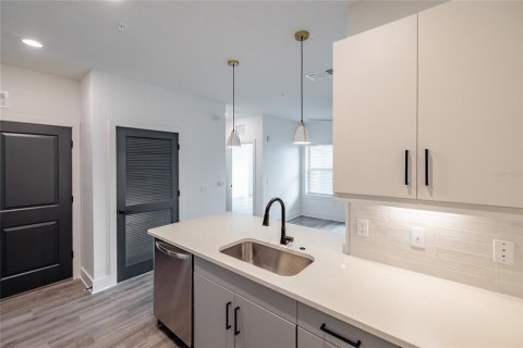 Apartment in Sarasota, Florida 1 bedroom, 63.55 sq.m. № 1551758 - photo 4