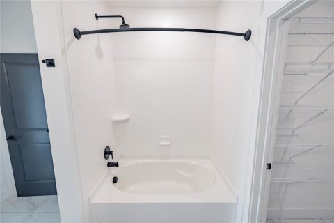 Apartment in Sarasota, Florida 1 bedroom, 63.55 sq.m. № 1551758 - photo 14