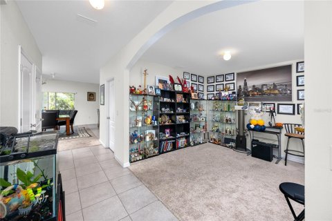 Villa ou maison à louer à Spring Hill, Floride: 4 chambres, 227.7 m2 № 1770146 - photo 6