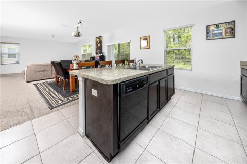 Villa ou maison à louer à Spring Hill, Floride: 4 chambres, 227.7 m2 № 1770146 - photo 13