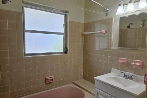 Apartment in Venice, Florida 2 bedrooms, 91.14 sq.m. № 1868951 - photo 18