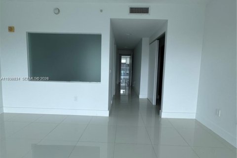 Купить кондоминиум в Авентура, Флорида 2 спальни, 144.18м2, № 1996553 - фото 9