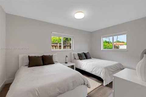 Casa en venta en Hollywood, Florida, 4 dormitorios, 196.58 m2 № 2002414 - foto 25