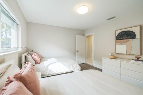 Casa en venta en Hollywood, Florida, 4 dormitorios, 196.58 m2 № 2002414 - foto 24