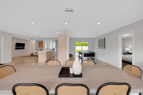 Casa en venta en Hollywood, Florida, 4 dormitorios, 196.58 m2 № 2002414 - foto 10