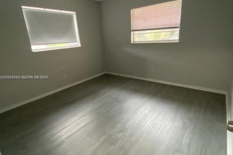 Villa ou maison à louer à Lauderhill, Floride: 2 chambres, 83.61 m2 № 2271140 - photo 10