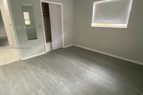 Villa ou maison à louer à Lauderhill, Floride: 2 chambres, 83.61 m2 № 2271140 - photo 8