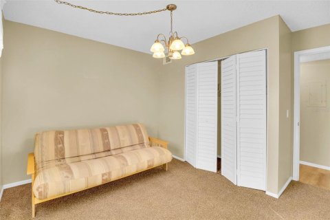 Condo in Port Charlotte, Florida, 2 bedrooms № 2218447 - photo 28