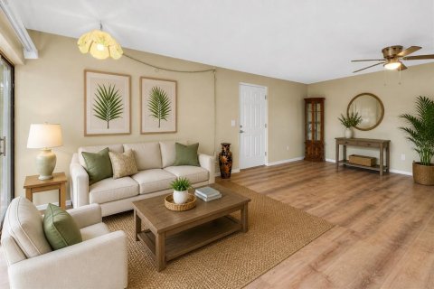 Condo in Port Charlotte, Florida, 2 bedrooms № 2218447 - photo 3