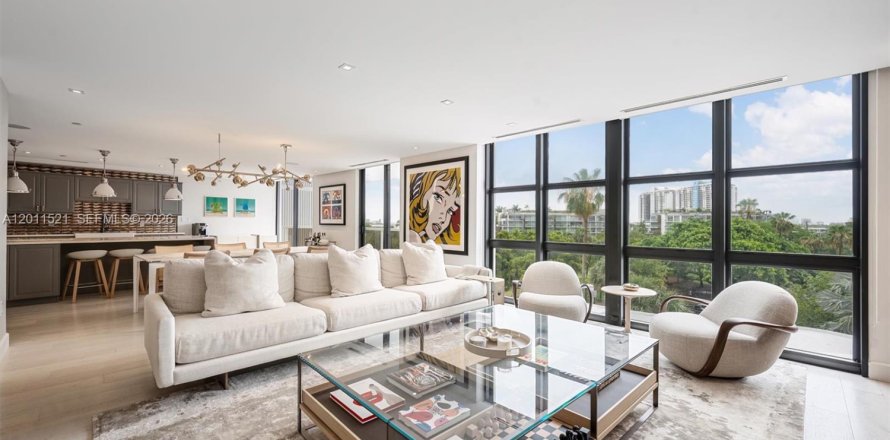 Condominio en Miami Beach, Florida, 3 dormitorios  № 2076312