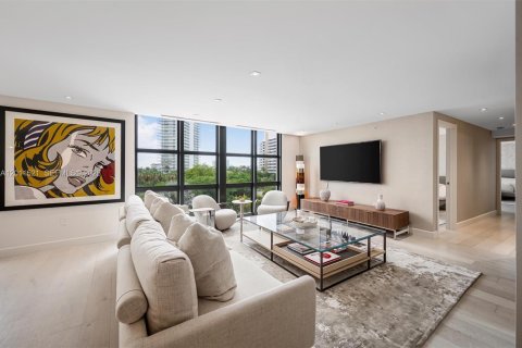 Condominio en venta en Miami Beach, Florida, 3 dormitorios, 221.85 m2 № 2076312 - foto 3
