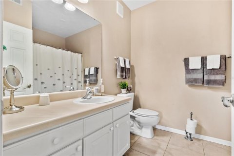 Condo in Seminole, Florida, 2 bedrooms  № 1690966 - photo 13