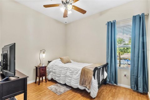 Condo in Seminole, Florida, 2 bedrooms  № 1690966 - photo 15