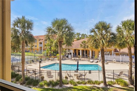 Condo in Seminole, Florida, 2 bedrooms  № 1690966 - photo 22