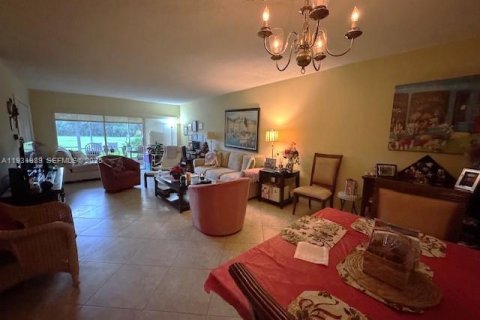 Condominio en venta en Pompano Beach, Florida, 2 dormitorios, 102.19 m2 № 2034877 - foto 9