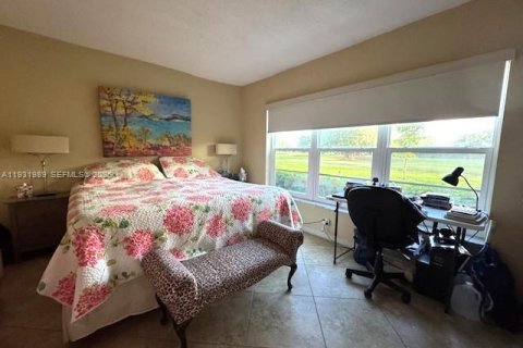 Condominio en venta en Pompano Beach, Florida, 2 dormitorios, 102.19 m2 № 2034877 - foto 14