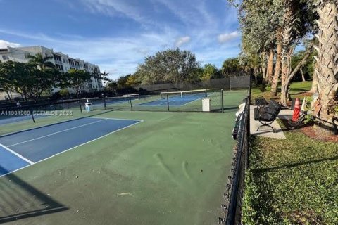 Condominio en venta en Pompano Beach, Florida, 2 dormitorios, 102.19 m2 № 2034877 - foto 27