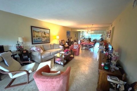 Condominio en venta en Pompano Beach, Florida, 2 dormitorios, 102.19 m2 № 2034877 - foto 7