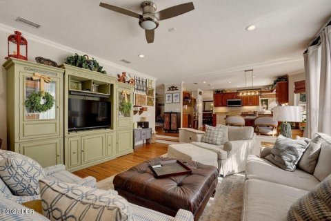 Villa ou maison à vendre à Ormond Beach, Floride: 5 chambres, 323.76 m2 № 2419163 - photo 16