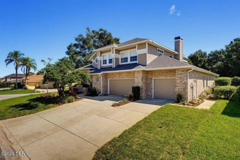 Villa ou maison à vendre à Ormond Beach, Floride: 5 chambres, 323.76 m2 № 2419163 - photo 2