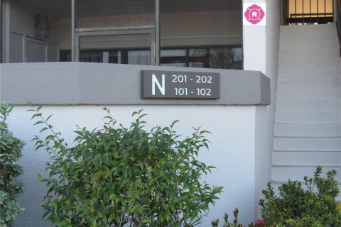 Condominio en Port Charlotte, Florida, 2 dormitorios № 2213790