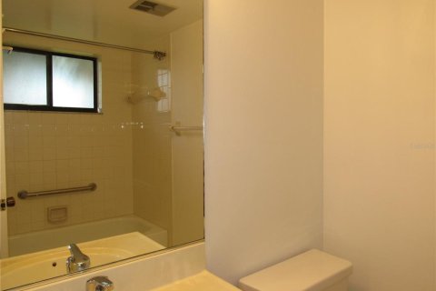 Condo in Port Charlotte, Florida, 2 bedrooms  № 2213790 - photo 14