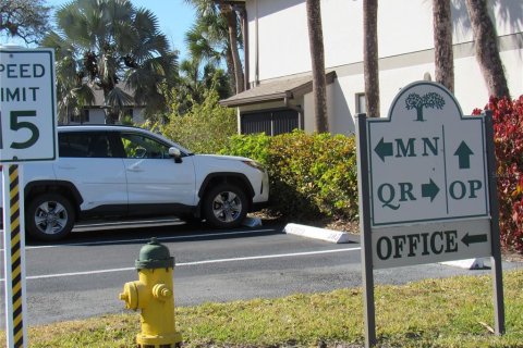Condo in Port Charlotte, Florida, 2 bedrooms  № 2213790 - photo 28