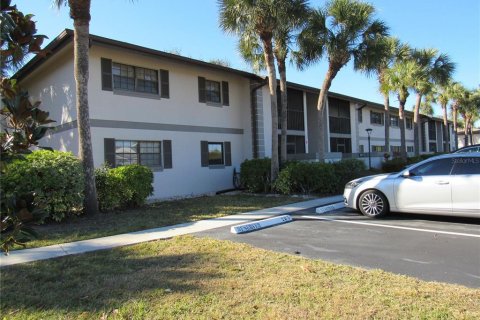 Condo in Port Charlotte, Florida, 2 bedrooms  № 2213790 - photo 20