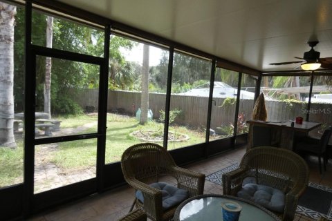 House in Port Richey, Florida 3 bedrooms, 107.12 sq.m. № 1830032 - photo 13