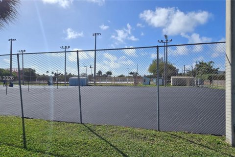 Снять в аренду квартиру в Дания-Бич, Флорида 51.1м2, № 2042803 - фото 14