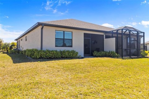 Casa en venta en Port Charlotte, Florida, 2 dormitorios, 144.37 m2 № 2096110 - foto 4