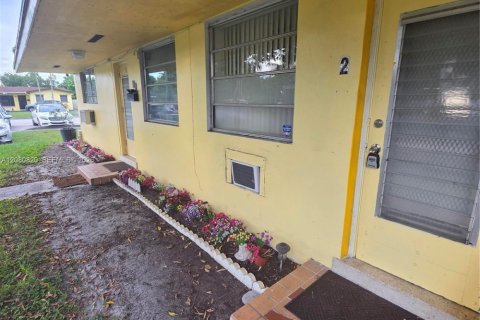 House in North Miami Beach, Florida 37.16 sq.m. № 2338429 - photo 9