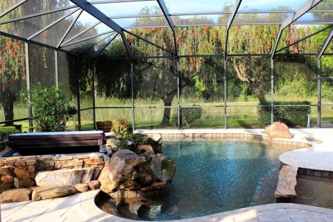 Villa ou maison à vendre à Bradenton, Floride: 4 chambres, 327.11 m2 № 2117582 - photo 8
