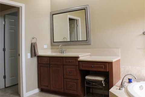Villa ou maison à vendre à Bradenton, Floride: 4 chambres, 327.11 m2 № 2117582 - photo 12