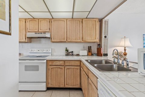 Condo in Boca Raton, Florida, 2 bedrooms № 2169675 - photo 6