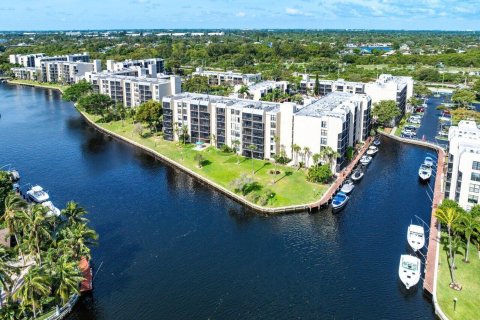 Condo in Boca Raton, Florida, 2 bedrooms № 2169675 - photo 25