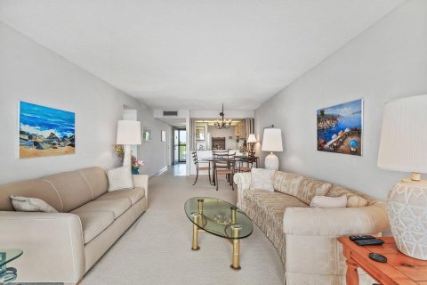 Condo in Boca Raton, Florida, 2 bedrooms № 2169675 - photo 13