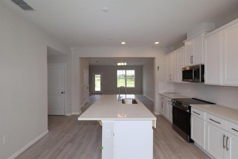 Touwnhouse à louer à Apopka, Floride: 3 chambres, 157.1 m2 № 2427178 - photo 4