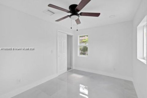 Casa en venta en Homestead, Florida, 3 dormitorios № 1889144 - foto 9