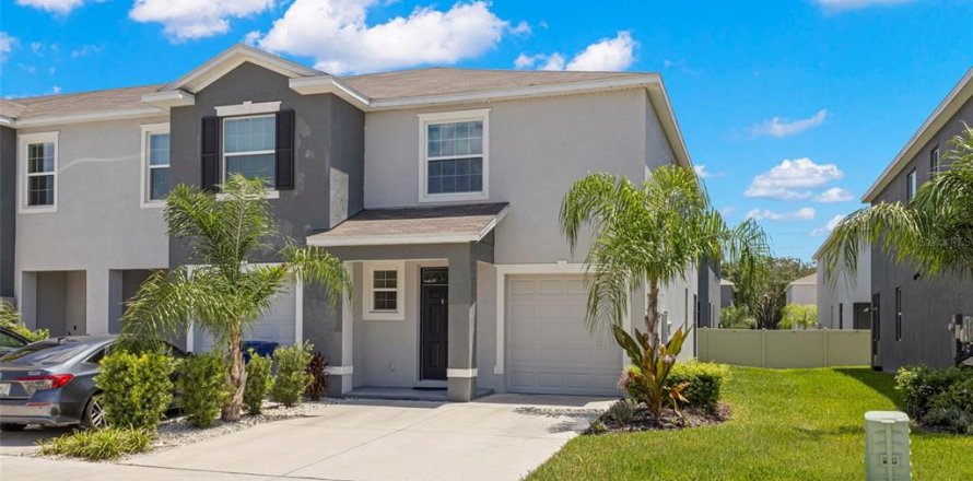 Touwnhouse à Wesley Chapel, Floride 3 chambres, 163.32 m2 № 2309826