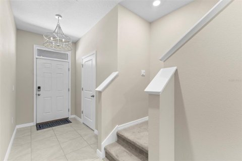 Touwnhouse à vendre à Wesley Chapel, Floride: 3 chambres, 163.32 m2 № 2309826 - photo 2
