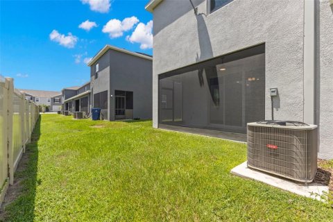 Touwnhouse à vendre à Wesley Chapel, Floride: 3 chambres, 163.32 m2 № 2309826 - photo 10