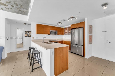 Купить кондоминиум в Майами, Флорида 2 спальни, 94.76м2, № 2001372 - фото 6