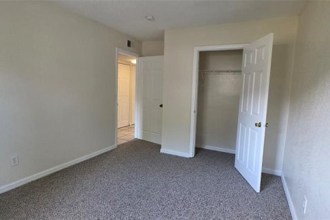 Condo in Altamonte Springs, Florida, 3 bedrooms  № 1880451 - photo 16