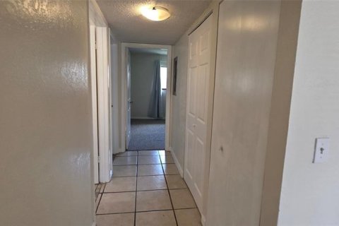 Condo in Altamonte Springs, Florida, 3 bedrooms  № 1880451 - photo 12
