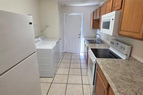 Condo in Altamonte Springs, Florida, 3 bedrooms  № 1880451 - photo 4