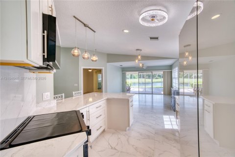 Villa ou maison à vendre à Hobe Sound, Floride: 2 chambres, 144.28 m2 № 2431562 - photo 11