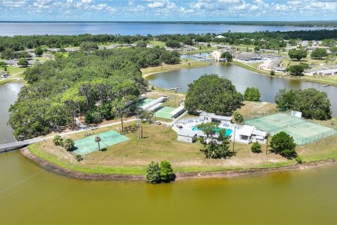 House in Lake Wales, Florida 1 bedroom, 60.2 sq.m. № 1917042 - photo 15