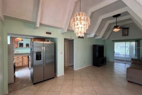 House in Lake Wales, Florida 1 bedroom, 60.2 sq.m. № 1917042 - photo 4